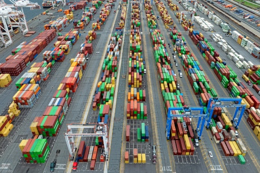 Des conteneurs dans le port américain de Baltimore, le 10 avril 2025 — Jim WATSON / AFP