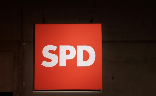 SPD will Verbot von Diskriminierung aufgrund sexueller Identität im Grundgesetz