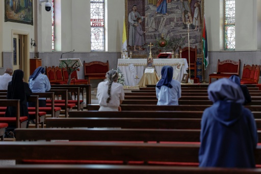 Las dificultades en Cisjordania impulsan el éxodo de los cristianos palestinos