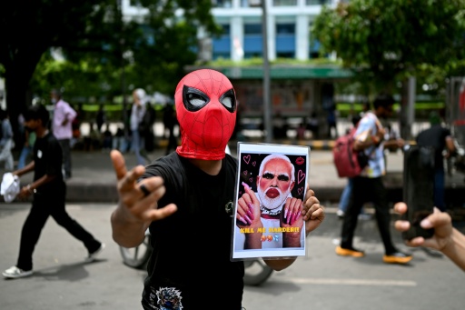 India PM Modi says he forgives protesters who abused him