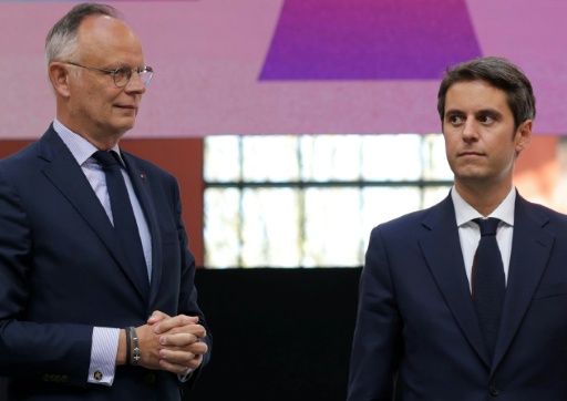 Présidentielle : Attal et Philippe tentent de séduire les enseignants