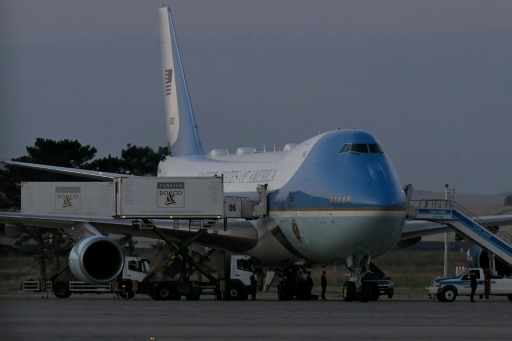 Trump bestätigt heimlichen Flugzeugwechsel bei Abflug von Nato-Gipfel in Ankara