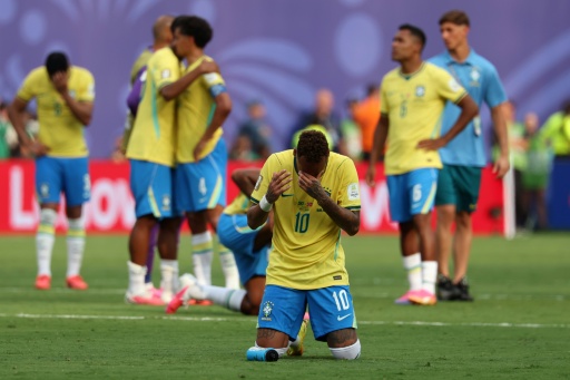 El delantero brasileño Neymar reacciona tras perder el partido de octavos de final de la Copa Mundial de 2026 entre Brasil y Noruega, disputado en el estadio de Nueva York/Nueva Jersey en East Rutherford el 5 de julio de 2026 — Odd ANDERSEN / AFP