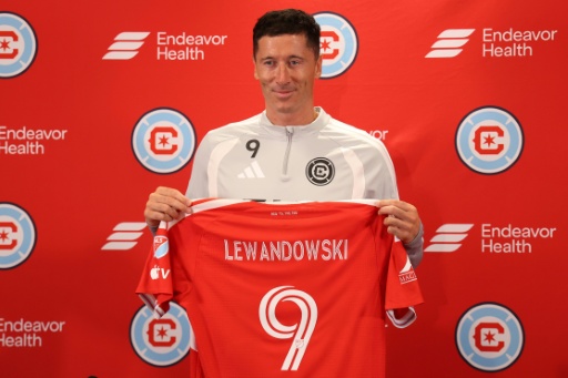 'Não me imaginava em outro clube da Europa', diz Lewandowski na chegada ao Chicago Fire