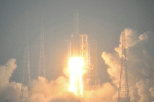 China anuncia el retraso de una misión lunar debido a las "condiciones de lanzamiento"