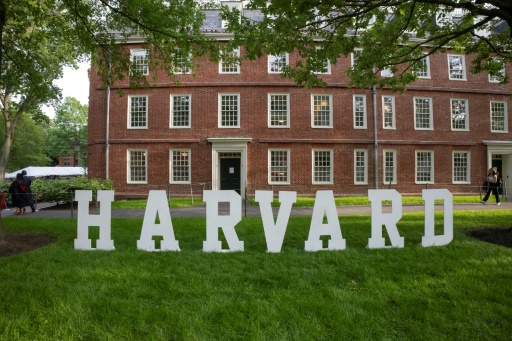 Corte dos EUA indefere ação do governo Trump contra Harvard por antissemitismo