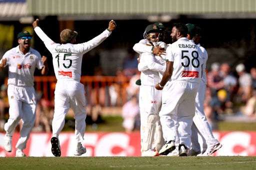 Bangladesh celebrate the dismissal of Australian batsman Steve Smith — William WEST / AFP