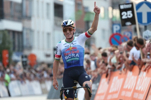 Evenepoel gewinnt zum vierten Mal bei der "Klasikoa"