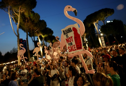 Albania police teargas protesters against Trump-linked resort