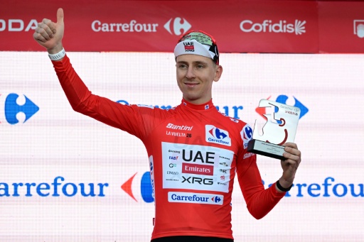 Tour d'Espagne: Pogacar remporte le contre-la-montre à Monaco et revêt déjà le maillot rouge