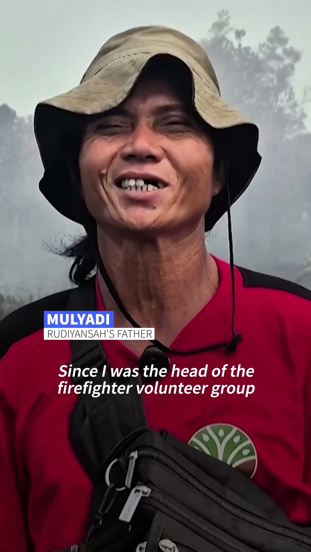 Indonesian teenage 'Superman' joins wildfire fight | AFP