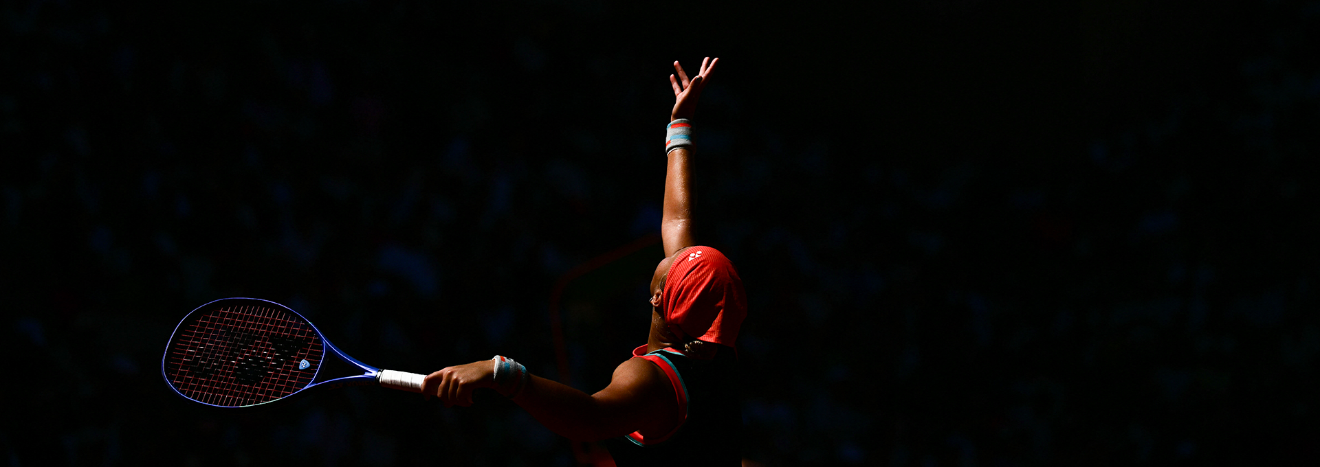 Diana Shnaider serves to US Madison Keys during their women's singles match on day 9 of the French Open tennis tournament on Court Suzanne-Lenglen at the Roland-Garros Complex in Paris on June 1, 2026. 