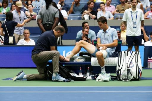 El ruso Khachanov avanza a semis del US Open tras abandono de Blockx