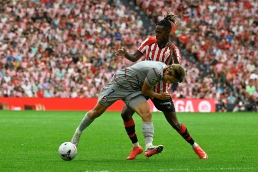 El Athletic devuelve a la tierra a un Atlético que recuperó a Julián