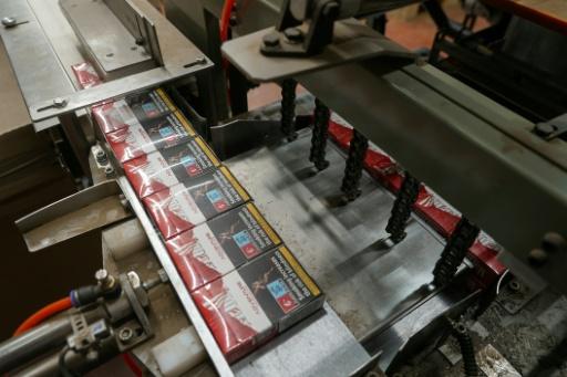 Belgischer Zoll hebt illegale Fabrik mit 4,5 Millionen Zigaretten aus