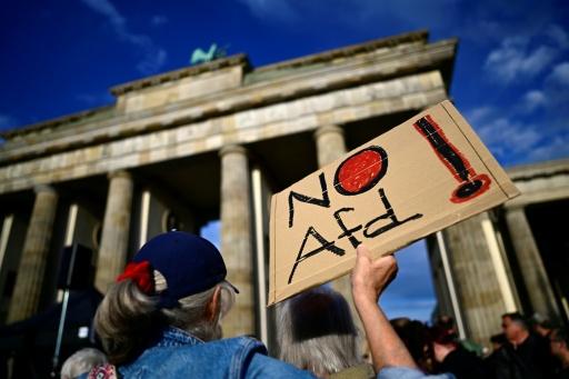 Far-right victory in Germany draws protesters in Berlin
