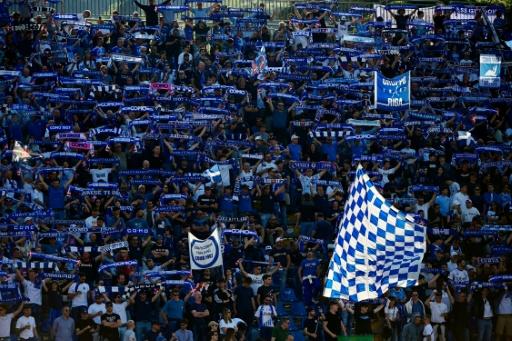 دوري أبطال أوروبا: مسؤولو كومو يتنازلون عن مقاعدهم في الملعب للمشجعين