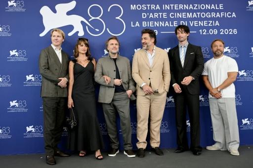 El equipo de "Búnker" en la Mostra de Venecia el 8 de septiembre de 2026 — Tiziana FABI / AFP
