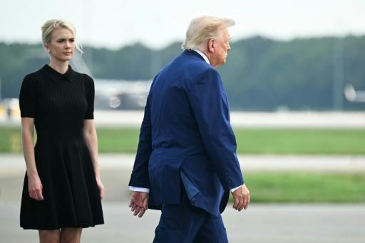 Medien: Trump machte Assistentin Natalie Harp Geldgeschenk in Höhe von 45.000 Dollar