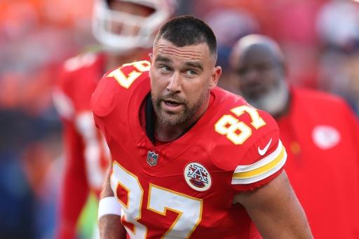 NFL Chiefs' Kelce among investors bilked in Ponzi scheme