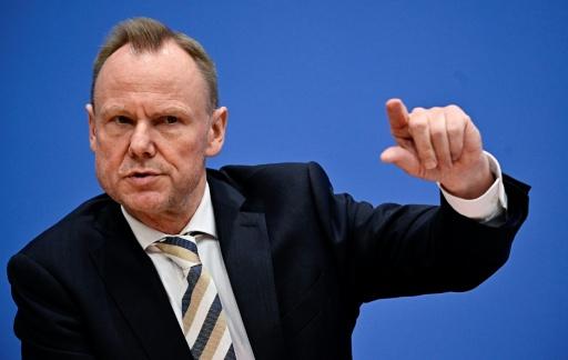 Nach AfD-Sieg: Innenmnister fordern Schutz von Sicherheitsbehörden