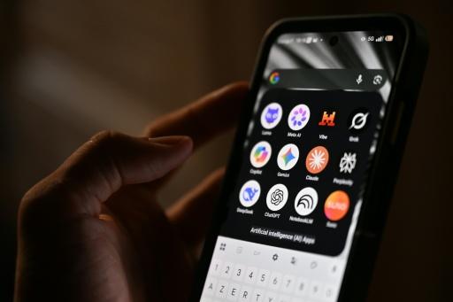 الصين تصدر توجيهات بمقاضاة مرتكبي المخالفات المرتبطة بالذكاء الاصطناعي