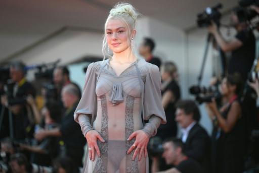Robert Pattinson en cazapederastas y los secretos del regreso de Oasis sacuden la Mostra