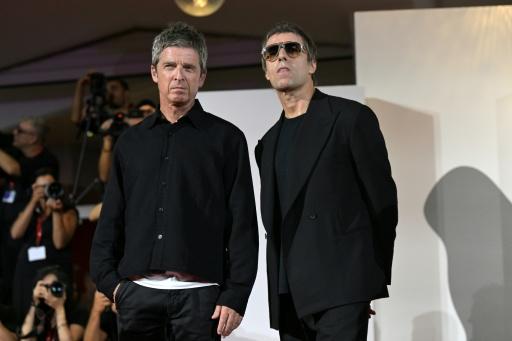 Los hermanos Gallagher en la alfombra roja de la Mostra de Venecia, el 5 de septiembre de 2026 — Tiziana FABI / AFP