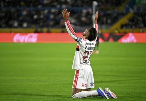 Fluminense baja a Platense y está en semis de la Libertadores, que sigue a ritmo de samba
