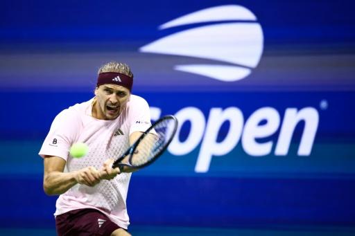 Nachtschwärmer Zverev im Eiltempo ins Viertelfinale