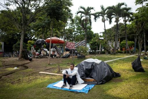 'Start from scratch': Hundreds still lack shelter a month after Colombia quake
