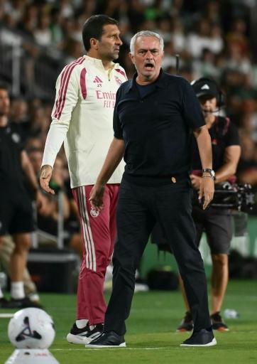 مورينيو بعد الفوز القاتل على إلتشي "هناك مباريات تبدو وكأنها انتهت لكنها ليست كذلك"