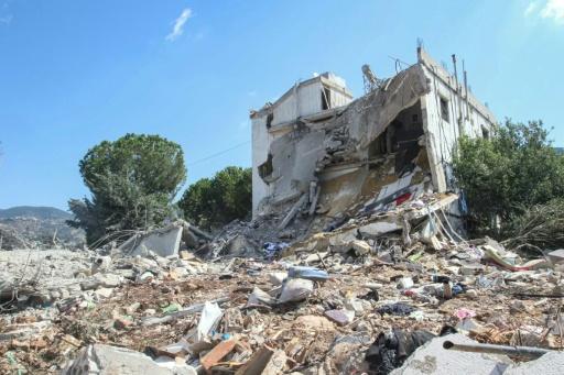 Un bâtiment détruit par une frappe aérienne israélienne sur le village d'Arabsalim, dans le sud du Liban, le 6 septembre 2026 — MAHMOUD ZAYYAT / AFP