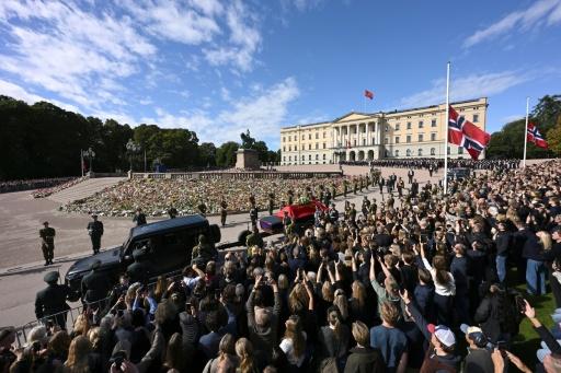 Cortejo fúnebre de Harald V