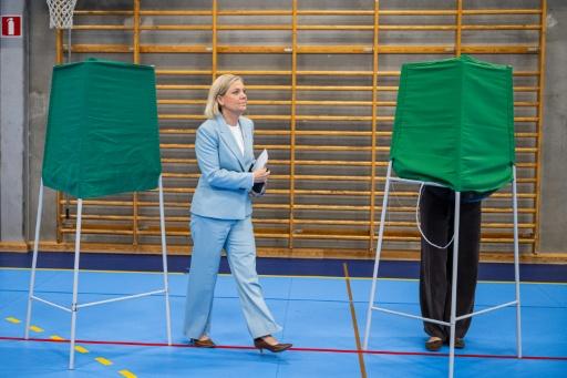 Resultado incierto en elecciones de Suecia, extrema derecha pierde terreno