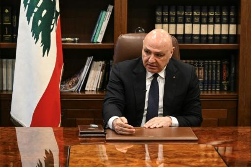 Líbano quer acordo com Israel e desarmar o Hezbollah sem confronto, diz presidente