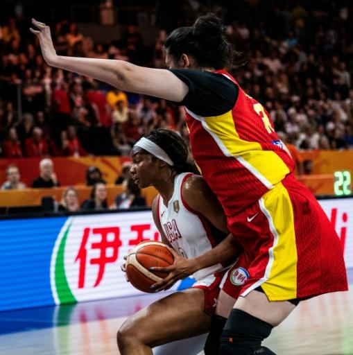 China's teenage 223cm basketball player 'just a little girl'