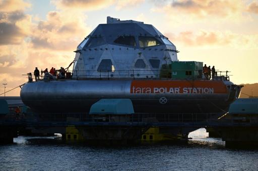 La station polaire Tara a commencé sa dérive sur la banquise de l'Arctique