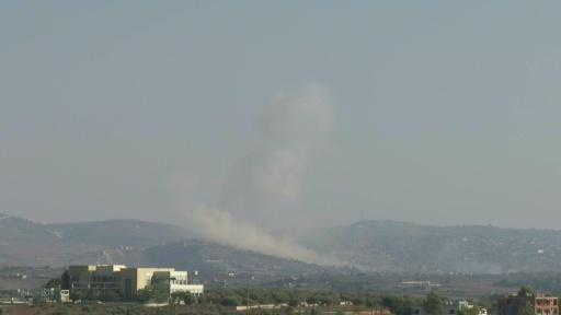 De la fumée s'élève du sud du Liban alors qu'Israël poursuit ses frappes