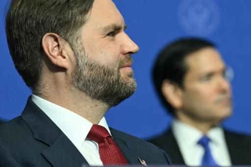 Beyond midterms, Republicans ponder who comes after Trump
