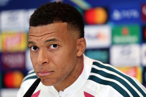 El delantero del Real Madrid Kylian Mbappé ofrece una rueda de prensa en la capital española el 7 de septiembre de 2026, víspera del partido de la Liga de Campeones contra el Inter de Milán — Thomas Coex / AFP
