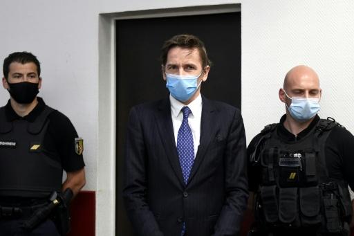 Ultradroite: le procès de Rémy Daillet et son groupuscule conspirationniste s'est ouvert à Paris