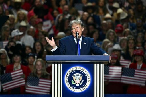 Trump promete US$ 5 mil para cada americano se republicanos mantiverem Congresso nas eleições
