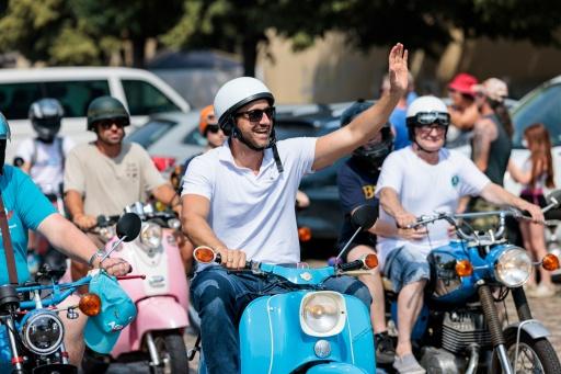 Siegmund has converted his crowd appeal into a historic election win — Jens SCHLÜTER / AFP