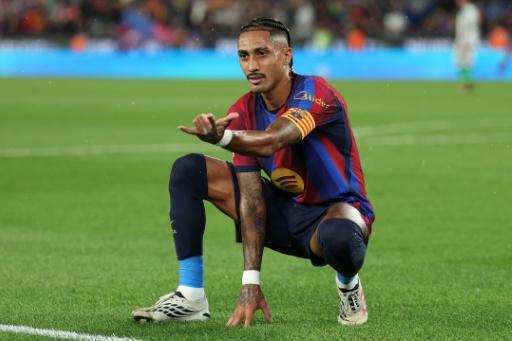 Espagne: le Barça danse sous la pluie et fait cavalier seul