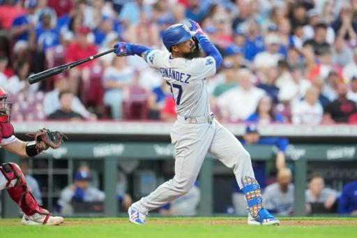 Dodgers clinch playoff berth in bid for third straight World Series
