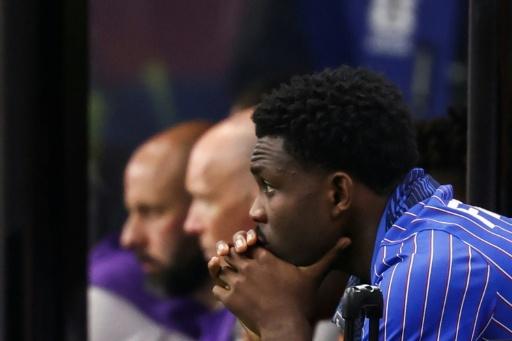 L'attaquant de l'équipe de France Marcus Thuram sur le banc des remplaçants lors de la demi-finale perdue contre l'Espagne (2-0) le 14 juillet 2026 à Arlington — FRANCK FIFE / AFP