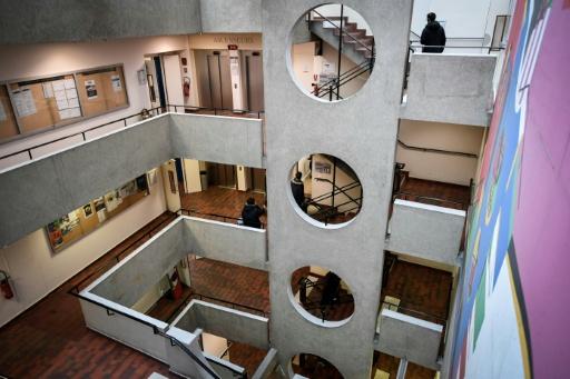 A picture taken on March 30, 2018 shows the Cujas wing of Paris I Pantheon-Sorbonne University in Paris. — STEPHANE DE SAKUTIN / AFP