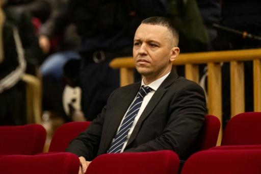 Grèce : un ex-responsable néonazi d'Aube dorée sort de prison et annonce son retour en politique