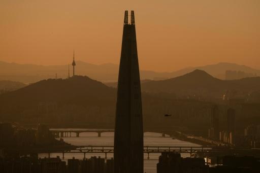 Vuelo junto a la Lotte World